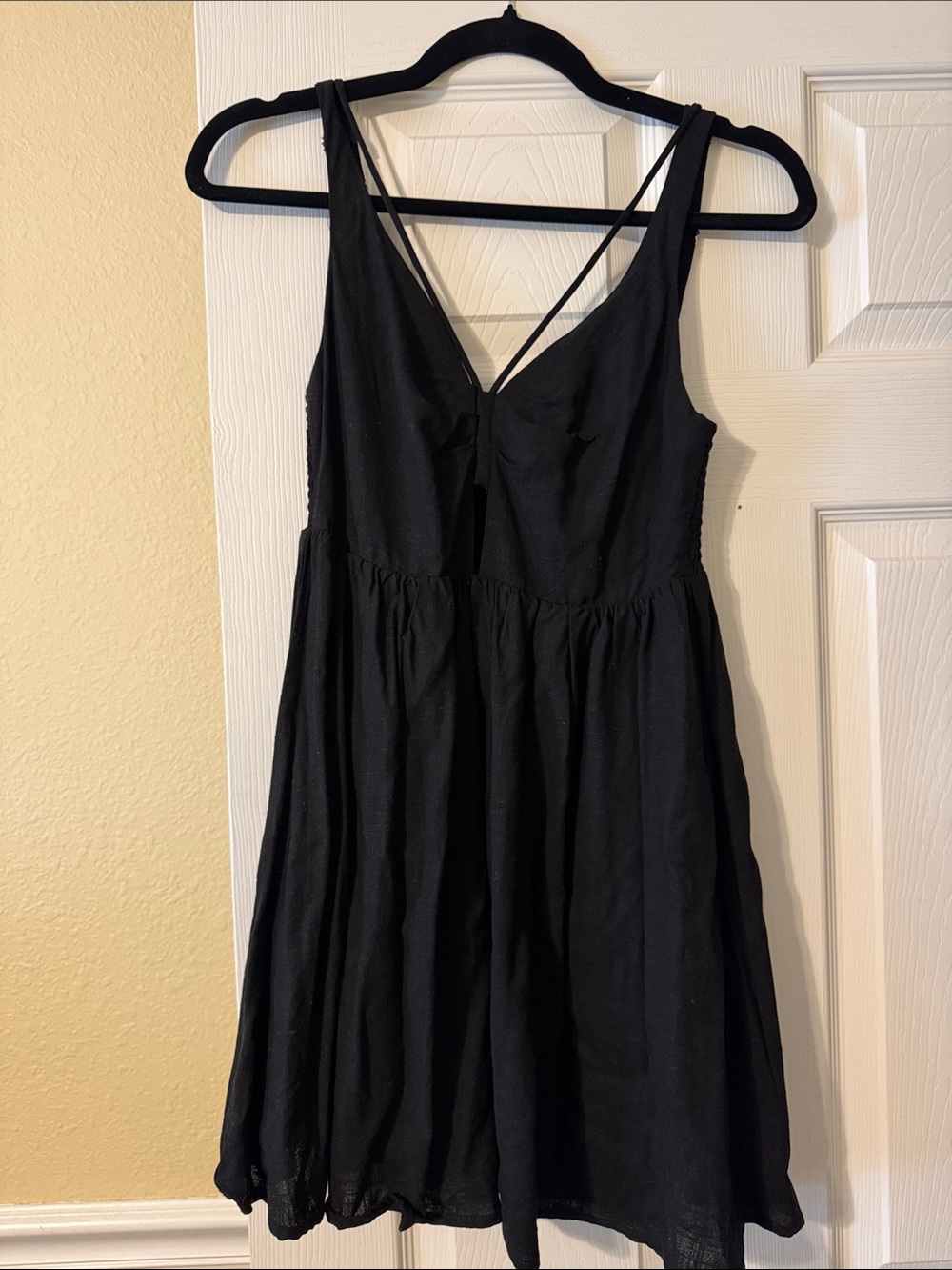 Pink Lily Black Sleeveless V-Neck Mini Dress